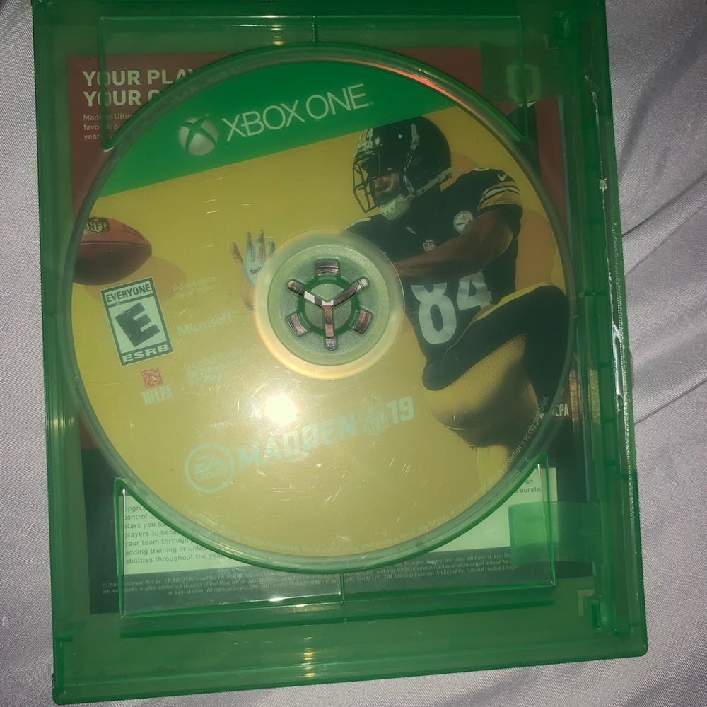 MADDEN 19